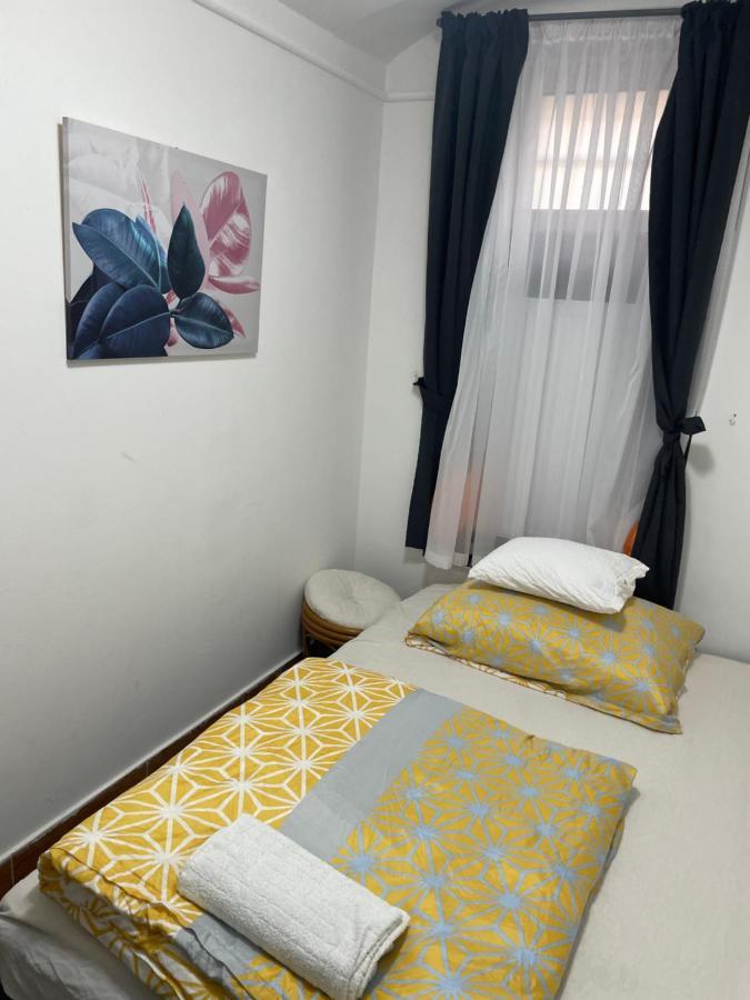 Centrum Wellness Hostel Debrecen Extérieur photo