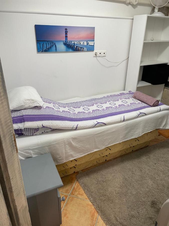 Centrum Wellness Hostel Debrecen Extérieur photo